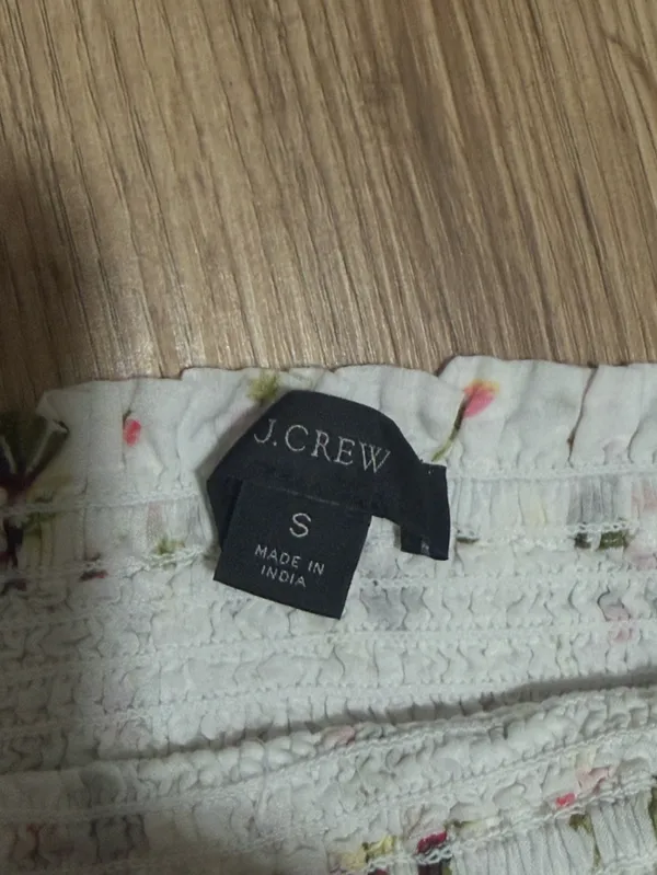 J. Crew White Floral Smocked Crop Top with Puff Sleeves and Peplum‎ - Image 3
