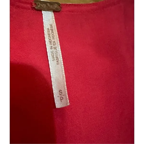 Free People Sunset Dreams printed flare sleeve blouse sz Small red‎ - Image 8