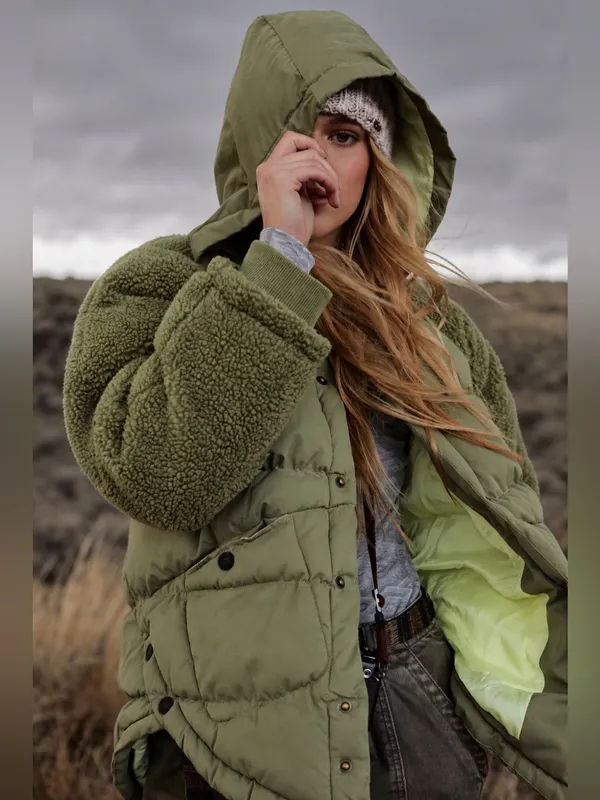 Anthropologie Pilcro Green Swing Puffer Jacket Sherpa Fleece Sleeve Coat Size S - Image 4