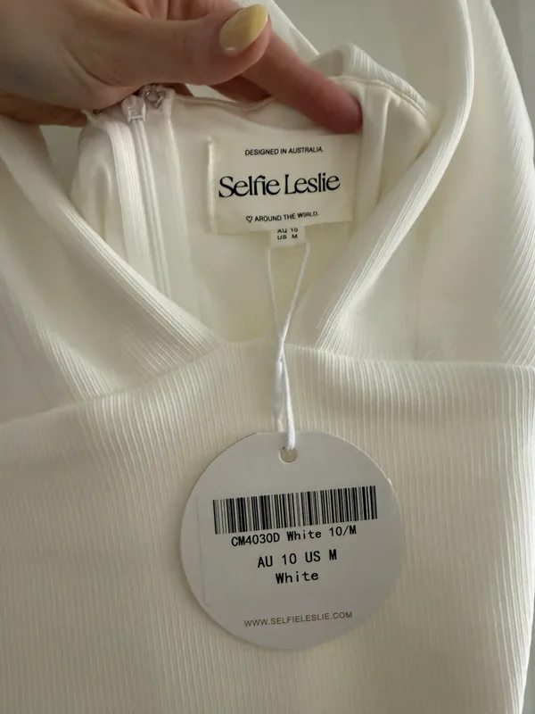 Selfie Leslie Midi Dress White - Image 5