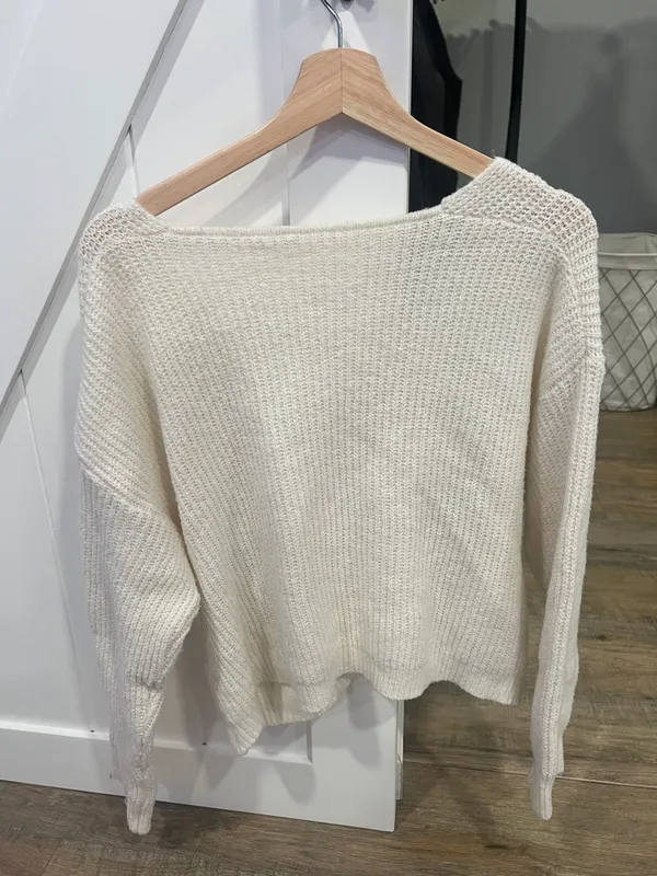Amazon sweater - Image 3