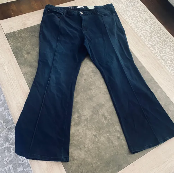 Ryegrass Womens High Rise Flare Leg Jean - Image 5