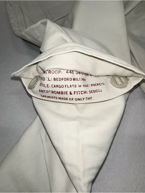 Abercrombie & Fitch Women’s Cream Cargo Pants Low Rise Flare Leg Zip Hem Sz 10 - Image 10