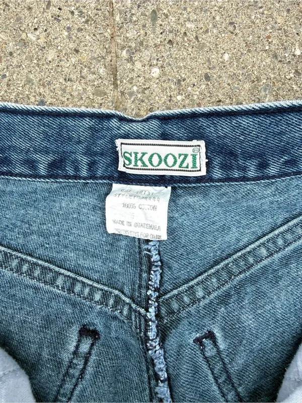 Vintage 90’s Skoozi High-Waisted Cuffed Denim Shorts • Sz 5/XS - Image 4