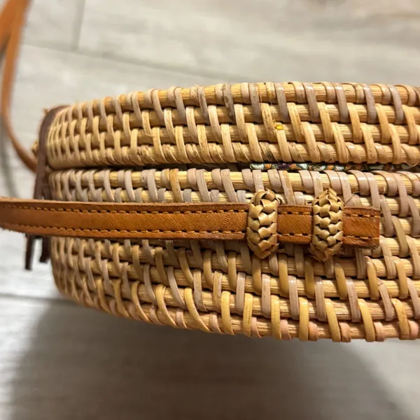 Woven Rattan Crossbody Bag Oval Basket Purse Leather Strap Boho Batik Lined - Image 5