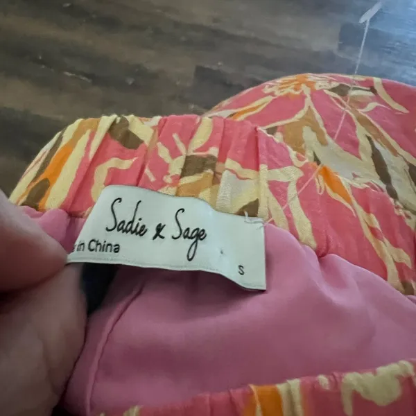 Sadie & Sage Pink and Orange Floral Pants - Image 3
