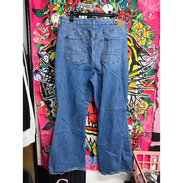 American Eagle Jeans - Image 4