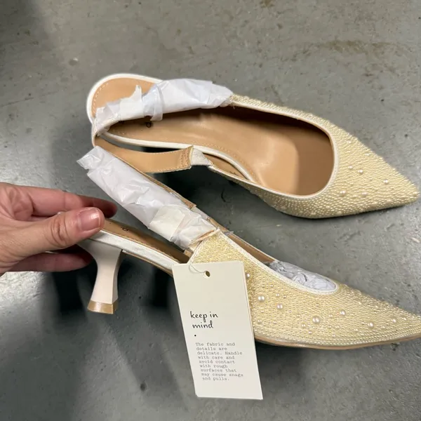 A New Day Milan Pearl Cream Slingback Heels Cushioned Insole Size 6 NEW - Image 5