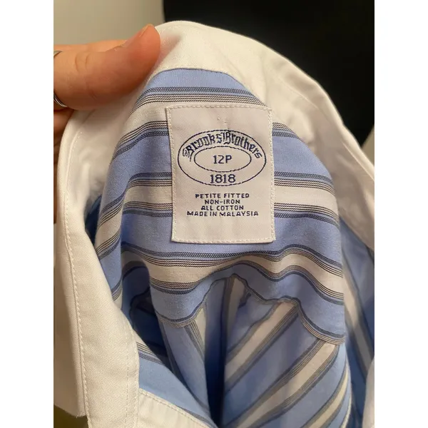 Brooks Brothers 1818 Women’s Fitted Non-Iron Striped Dress Shirt Banker Collar - Image 5