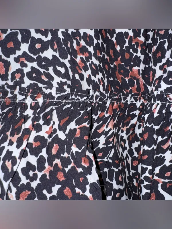 Amazon NEW cheetah print blouse - Image 4