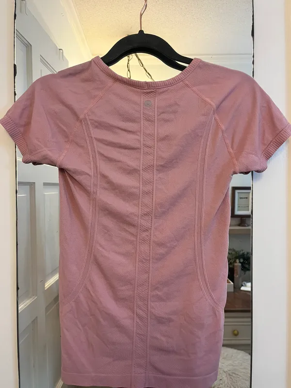 Lululemon Pink Swiftly Tech Short Sleeve - Image 2