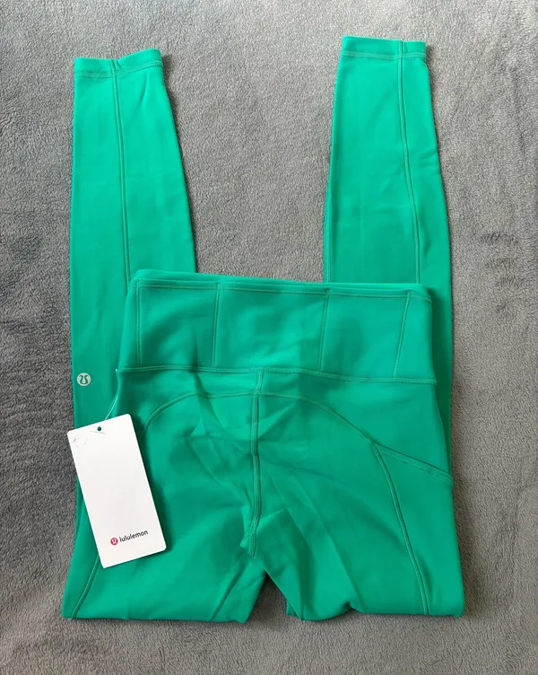 Lululemon Fast and Free High-Rise Fleece Tight 28" Kelly Green Size 6 - Image 2