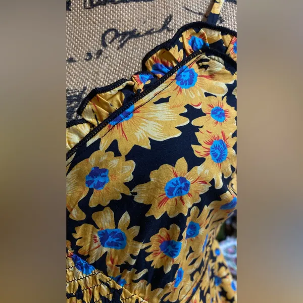 Topshop (Nordstroms) Yellow and Blue Daisy Sundress NWT! - Image 4