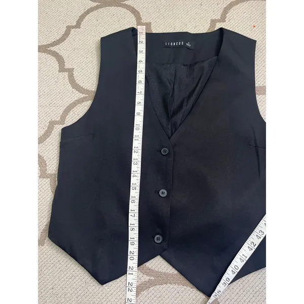 Lioness Gisele Vest Black Tailored Sleeveless Button Front Vest Size M NWOT - Image 6