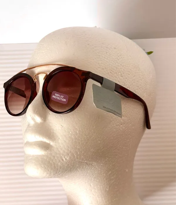 Women’s Sunglasses (17704) 🕶️ Brown - Image 3