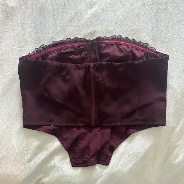 Forever 21 Maroon corset top - Image 2