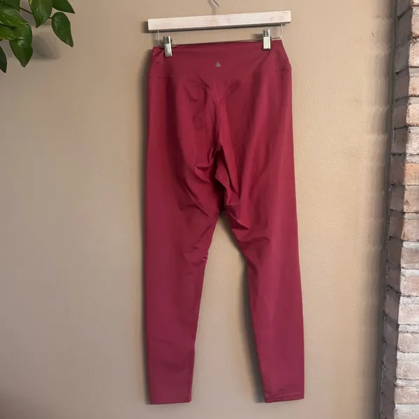BALANCE ATHLETICA‎ High-Waist Berry Leggings - Image 5