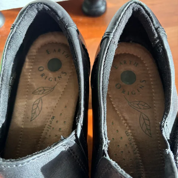 Earth Origins Madison Black Leather Pleated Slip On Block Heel‎ Loafers 6.5 - Image 6