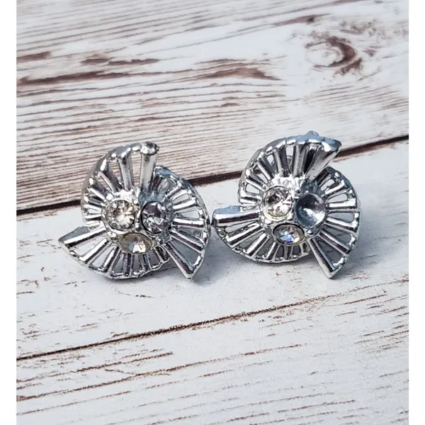 Vintage Screw On Earrings 0.75" Artsy Silver Tone with Clear Gems - Missing Gem - Image 7