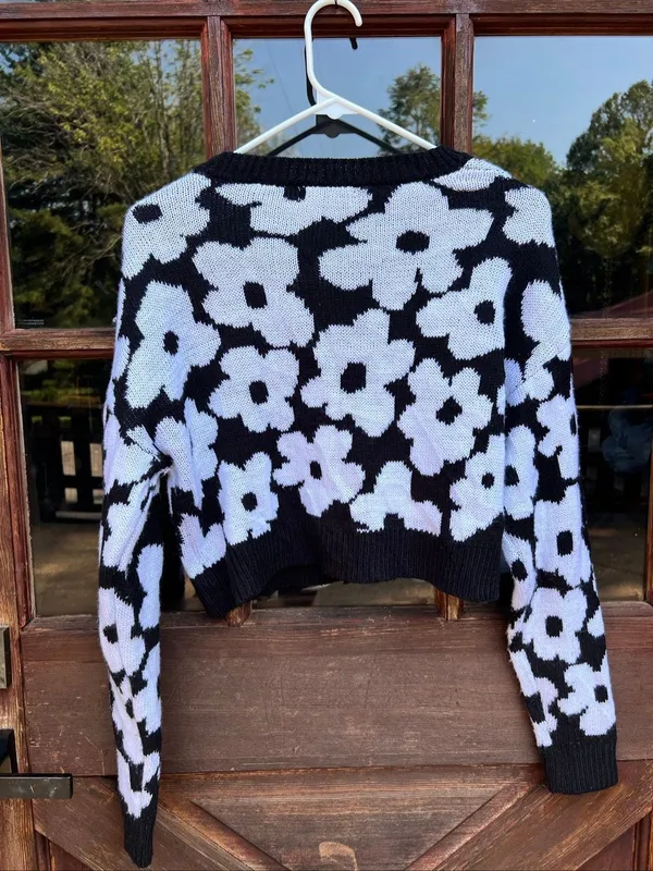 Cropped 90s Hippie Boho Floral Black & White Cardigan Sweater Tilly’s RSQ S - Image 3
