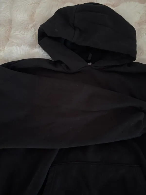 SKIMS Sweatshirt - Image 3