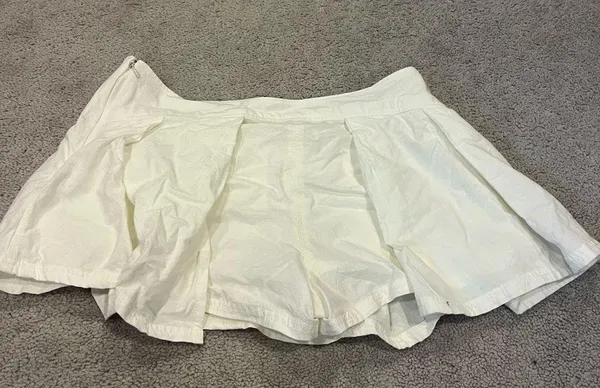 Free People Women’s White Skort - Image 2