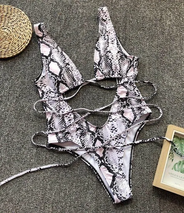 B44 Womens SnakePrint Cutout Swimsuit Size Medium - Image 2