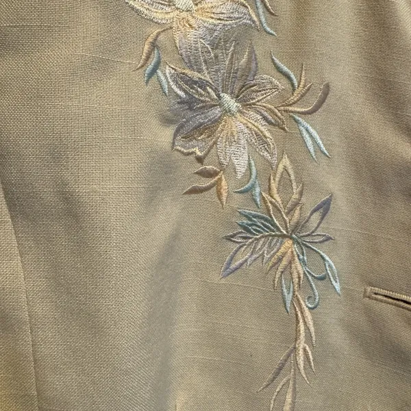 Elegant Cream Yellow Embroidered Women's‎ Jacket - Image 3