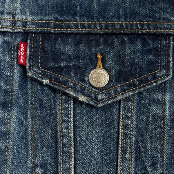 Levi’s Denim Blue Jean Jacket Women’s S - Image 4