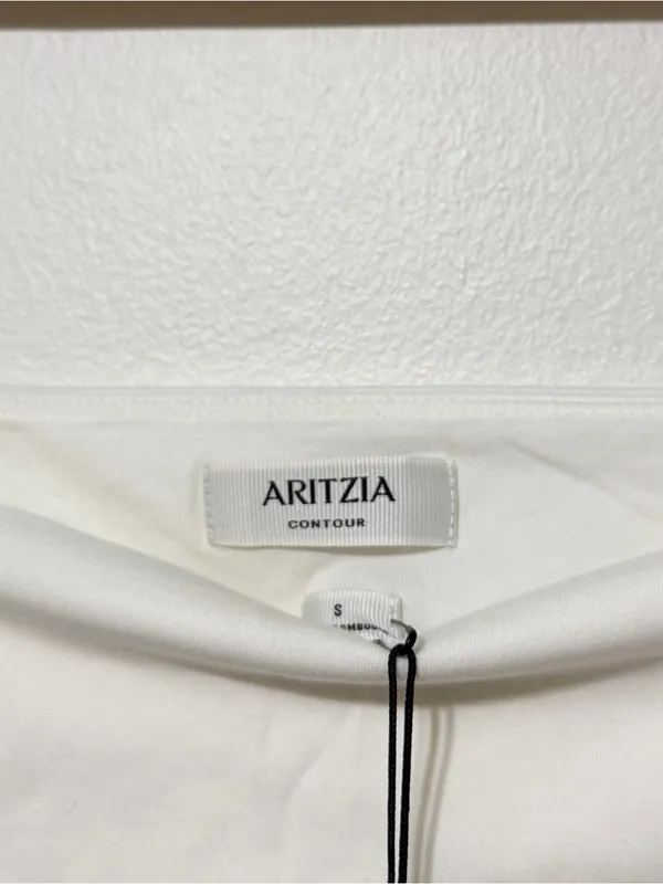 NWT Aritzia Contour Bodysuit Size Small White Square neck NEW - Image 5
