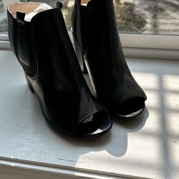 NWOT, Cole Haan heeled mule - Image 5