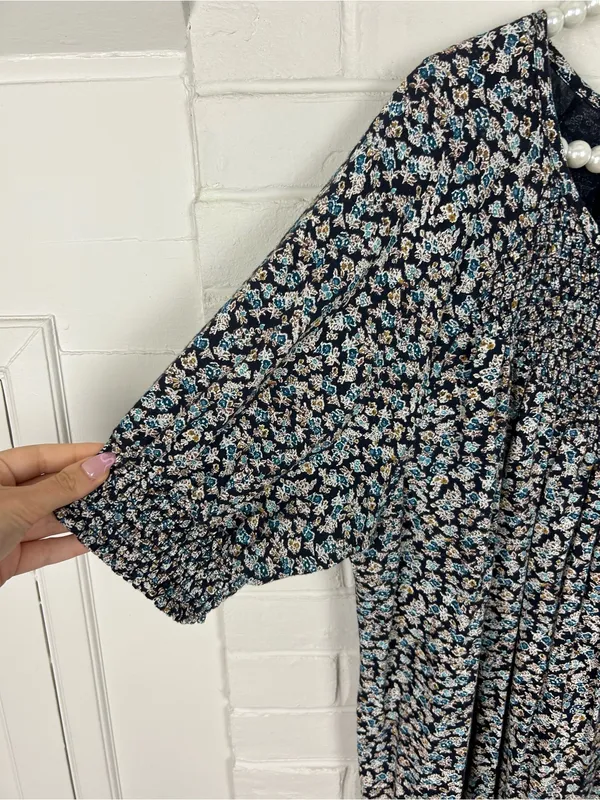 Lucky Brand Floral Peasant Top Size L - Image 6