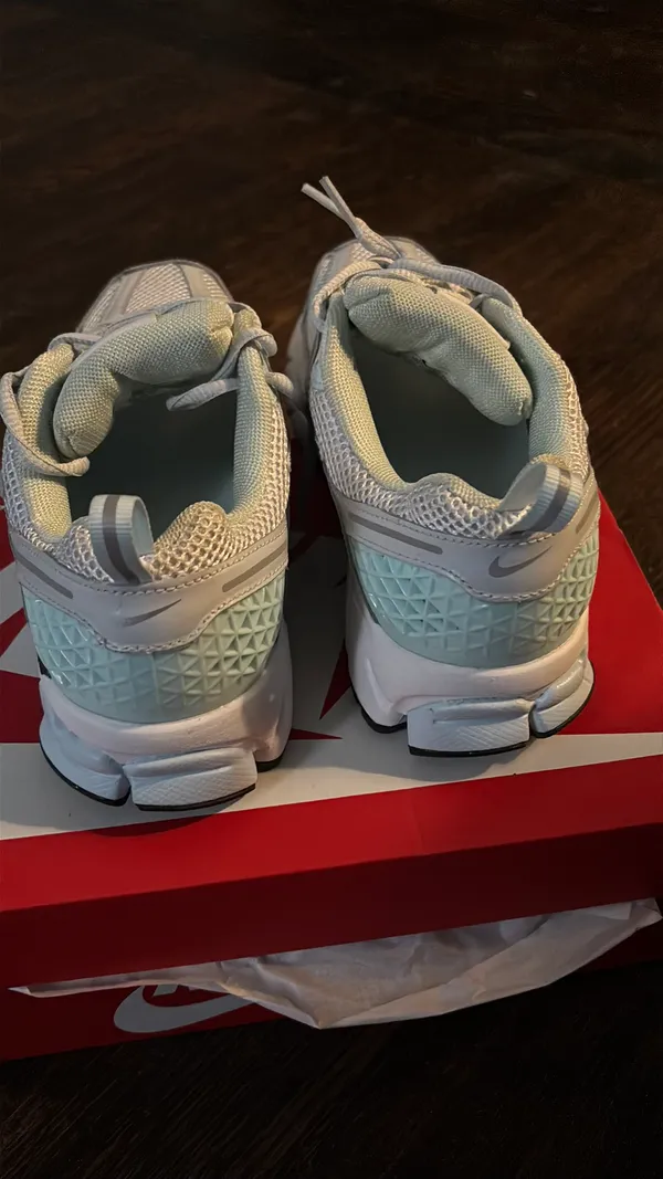 Nike Vomero - Image 7