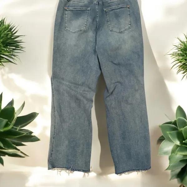 Judy Blue Distressed 90’s Straight Size 14W - Image 2