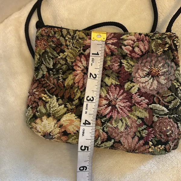 Source Unknown TAPESTRY MINI CROSSBODY COLORFUL ZIP CLOSURE ON TOP BLACK NYLON STRING CROSSBODY - Image 7
