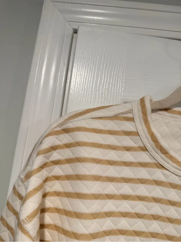 NWOT J. Crew Size S Tan Cream Reversible Quilted Striped Crew Sweatshirt - Image 3