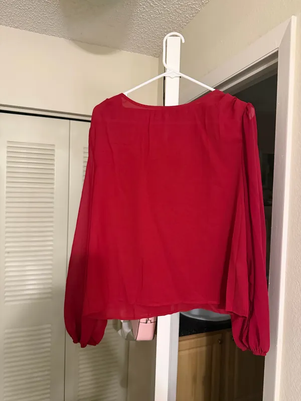 Red long sleeve blouse Size L - Image 2