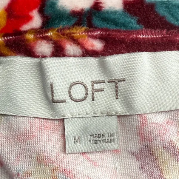 NWT LOFT Floral Velour Drawstring Hem Popover Blouse Top Long Sleeve Size Medium - Image 2