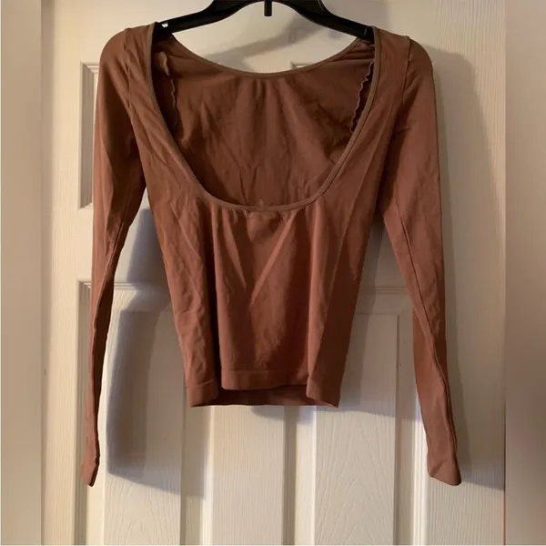 NWOT Free People M/L Low Back Seamless Layering Top Brown NEW Intimately‎ New - Image 3
