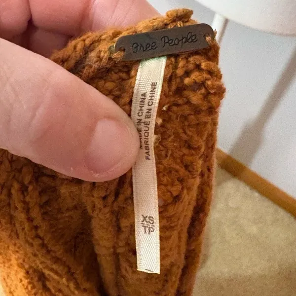 Free People chunky cable knit oversized tunic sweater burnt orange size‎ XS - Image 7