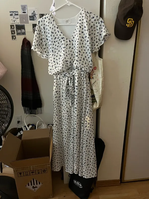 sienna sky floral maxi dress with tie size xs - Image 3