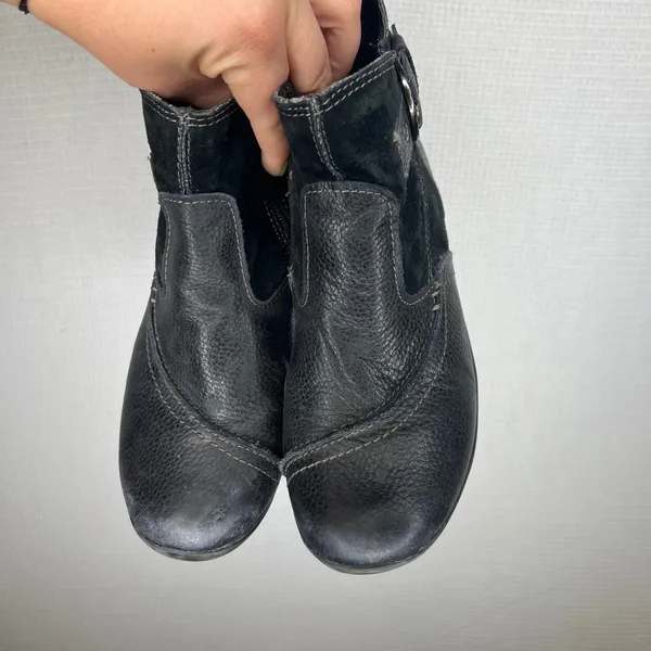 Earth Origins Dayton Black Leather Suede Ankle Boots Buckle Side Zip Women 7W - Image 2