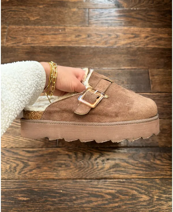 Outwoods Platform Clog Slippers - Image 6