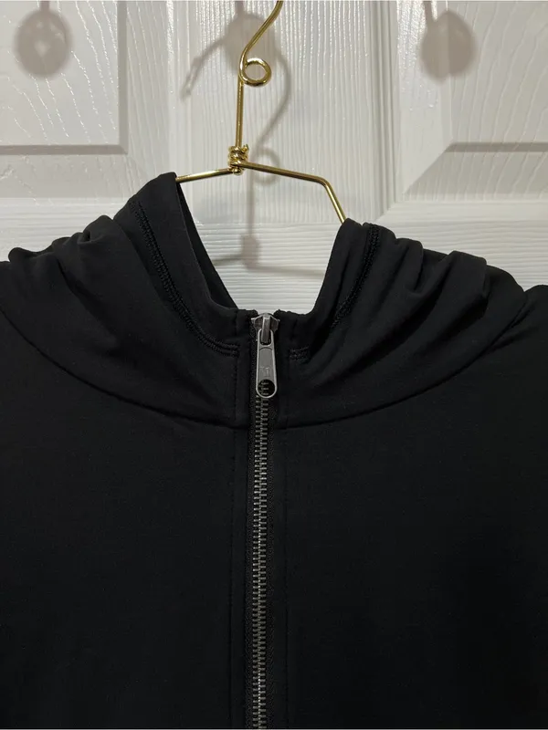 Vuori Women's Halo Modern Full Zip Hoodie Size XL Black Comfy Buttery Soft - Image 10