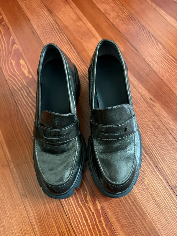 Crown Vintage Loafers Black Size 8 - Image 4