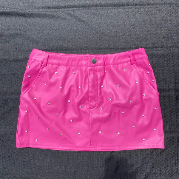 💕 NWOT Better Be Size Medium Hot Pink CZ Cubic Zirconia Crystal Embellished Vegan Leather Mini Skirt 💕 - Image 5