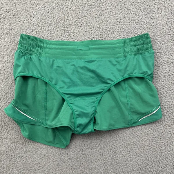 Lululemon Hotty Hot Shorts High Rise 2.5" Kelly Green Athletic Women's 12 - Image 3