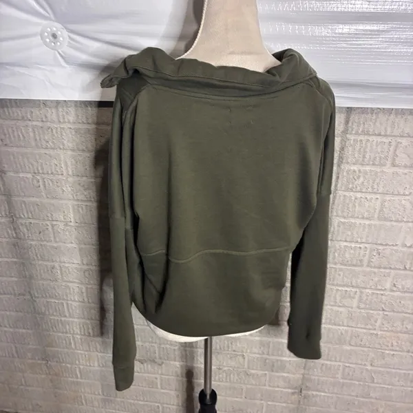 Wilo The Label Womens Olive‎ Green Quarter Zip Pullover Sweatshirt Size Large - Image 2