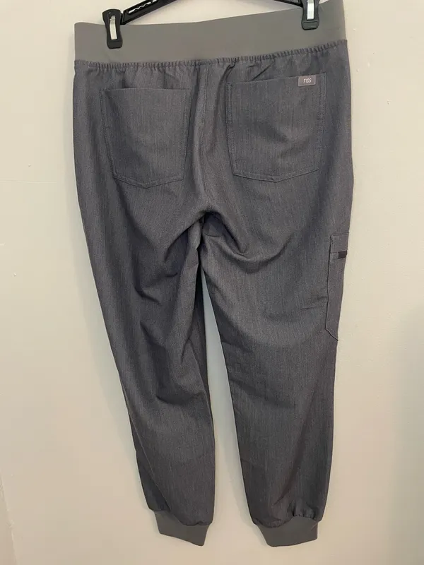 Figs Jogger Scrub Set - Image 5