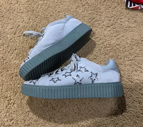 Cute Star Shoes! Blue Size 9 - Image 2
